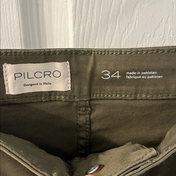 The Rylan Relaxed High Rise Flare Pants by Pilcro in Dried Fern, size 34, NWT - Picture 6 of 13